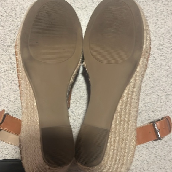 Gap espadrille,, leather and suede sandals Carmel size 10 - Picture 7 of 7